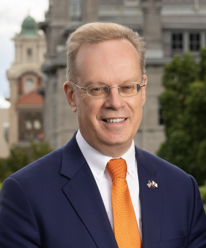 Chancellor Kent Syverud